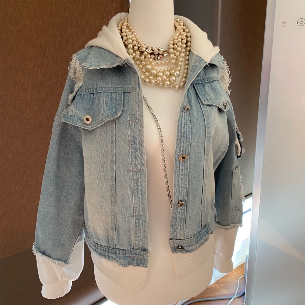 Hooded jean jacket ( layered )
